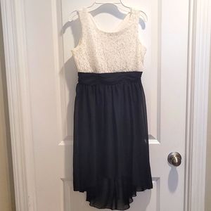 Girls black and white dress size 10